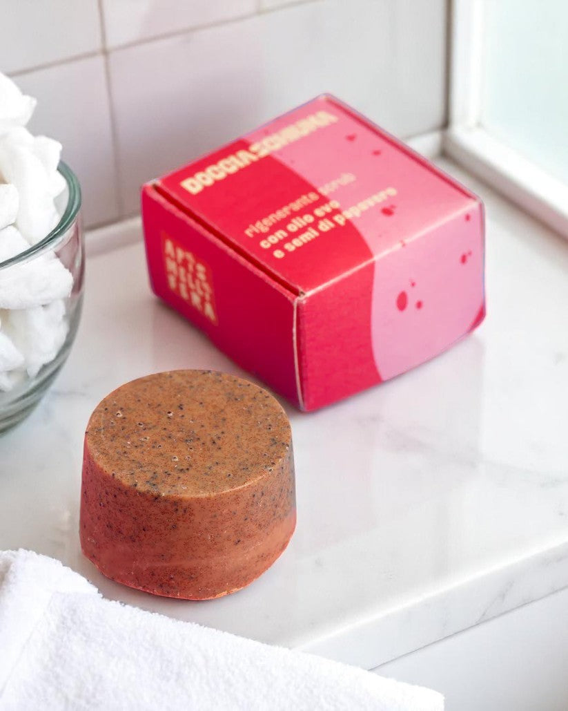 Exfoliante regenerador de semillas de amapola Box BonneDouche