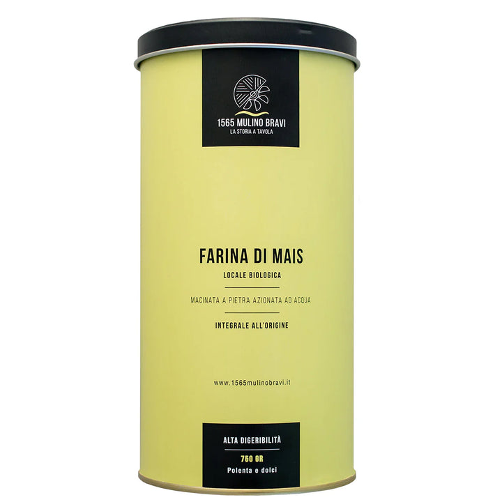 Organic wholemeal flour sifted in 750g tin