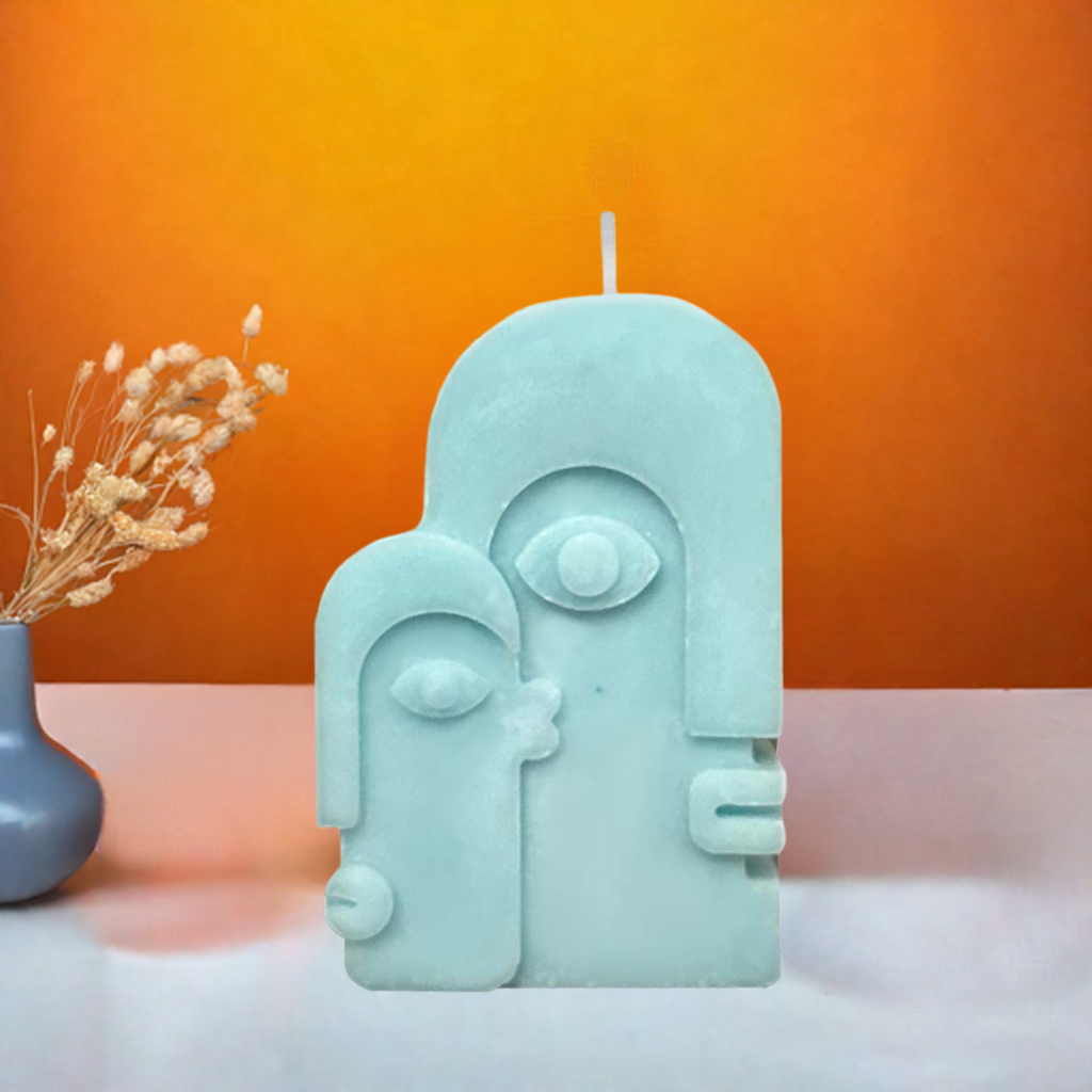 Decorative candle face random subject 75g