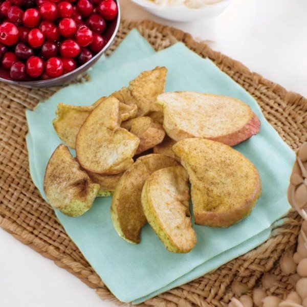 Chips di mele essiccate alla cannella