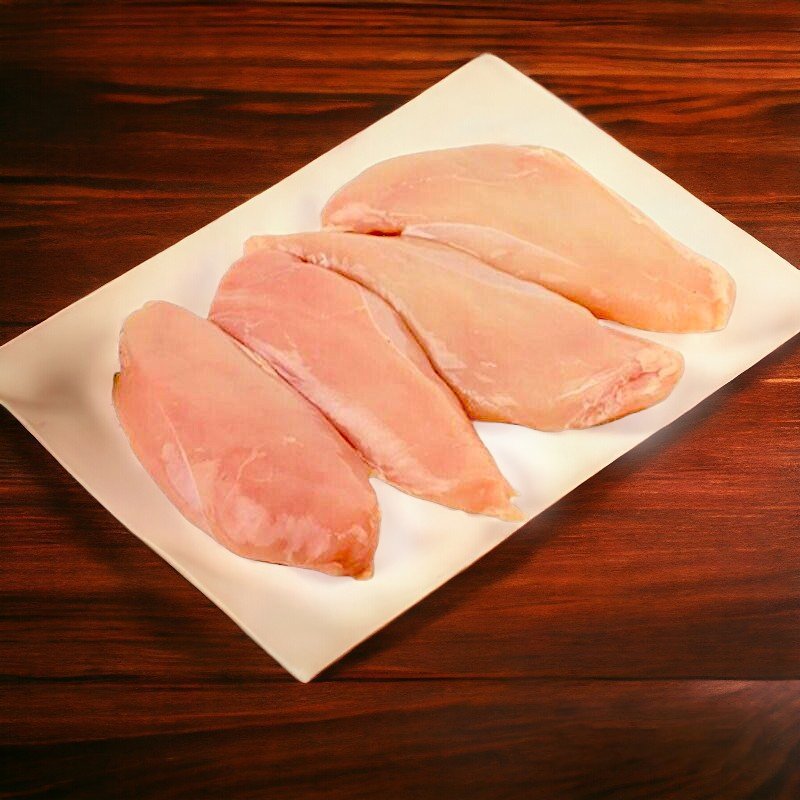 Carne fresca di pollo all'etto Petto Azienda Agricola Pratini