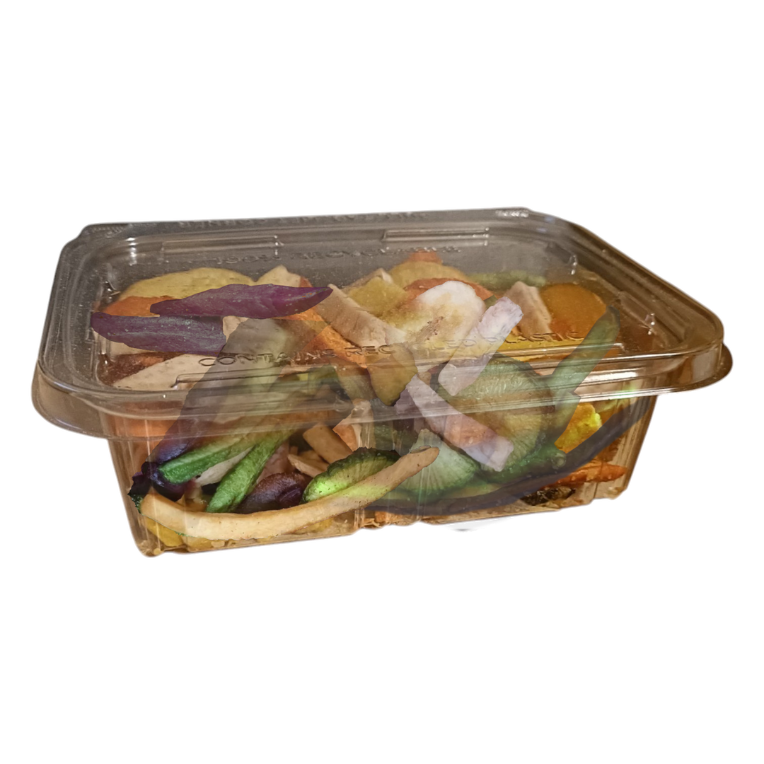 Chips di patate, zucca e carote essiccate salate
