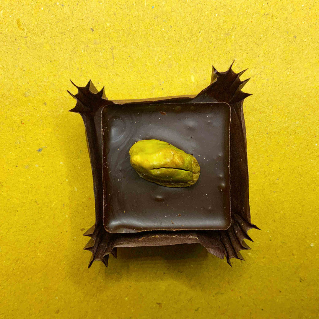 Cioccolatini fondenti 83% limone e pistacchio di Bronte DOP 85 g - Alchimie di Circe - ZiaCris DispensAttiva