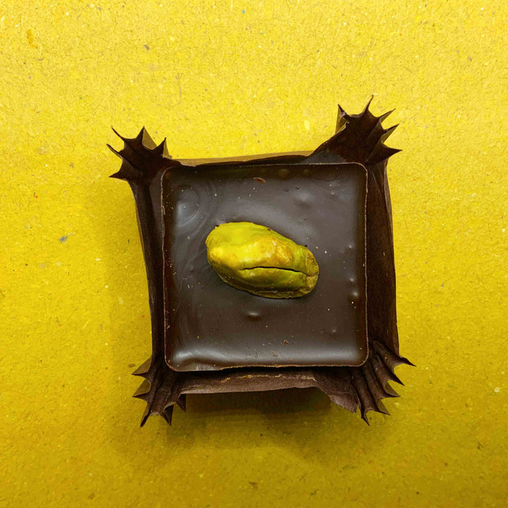 Cioccolatini fondenti 83% limone e pistacchio di Bronte DOP 85 g - Alchimie di Circe - ZiaCris DispensAttiva
