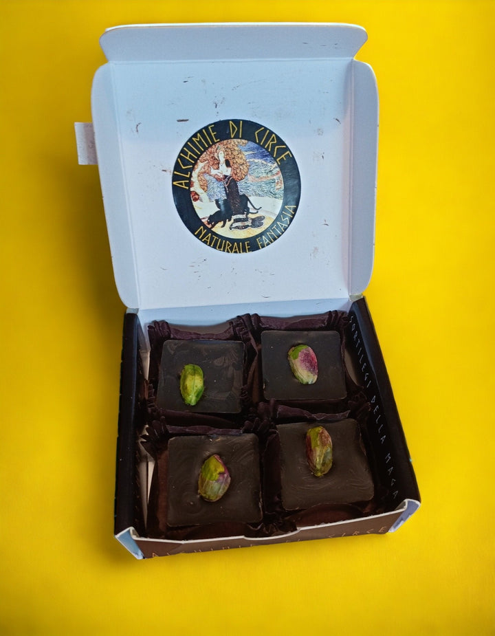 Cioccolatini fondenti 83% limone e pistacchio di Bronte DOP 85 g - Alchimie di Circe - ZiaCris DispensAttiva
