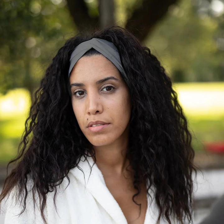 Fascia per capelli intrecciata Margherita in cotone bio colori vari Grigio Kore srl